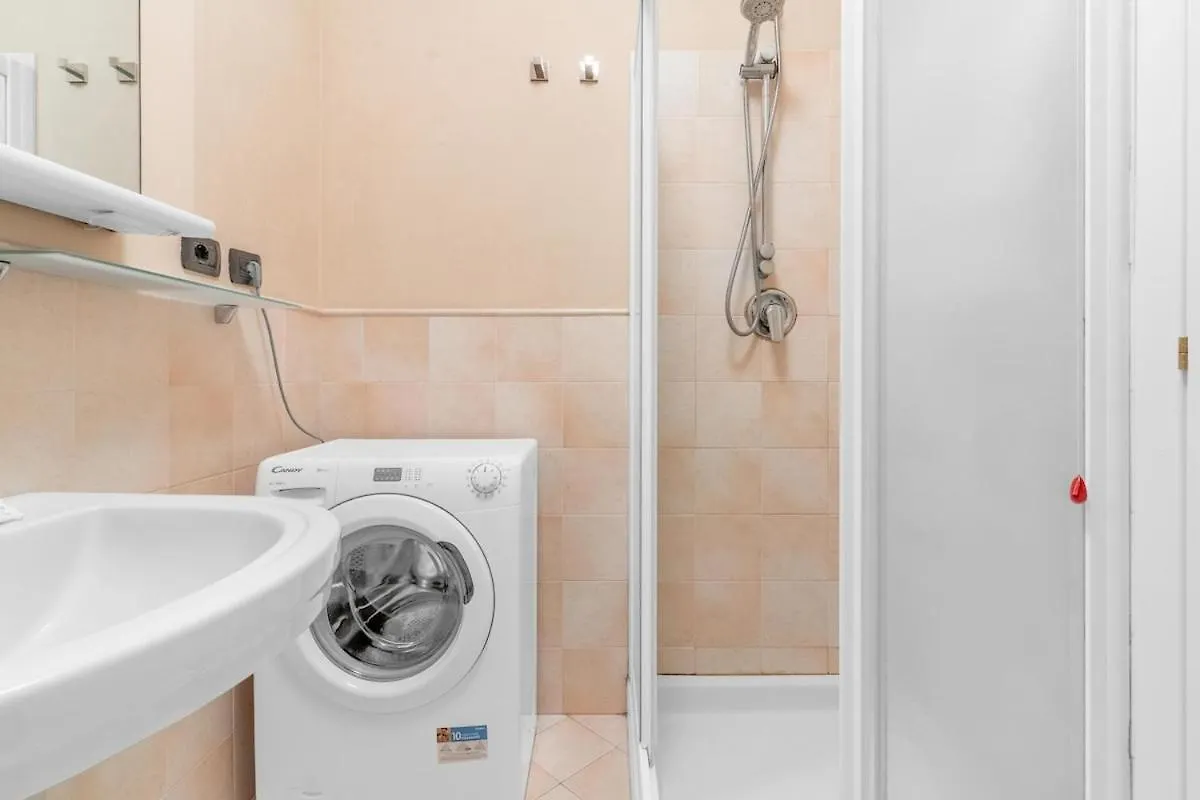 Апартаменты Residenza Degli Ulivi - Green House With Pool Исео Италия